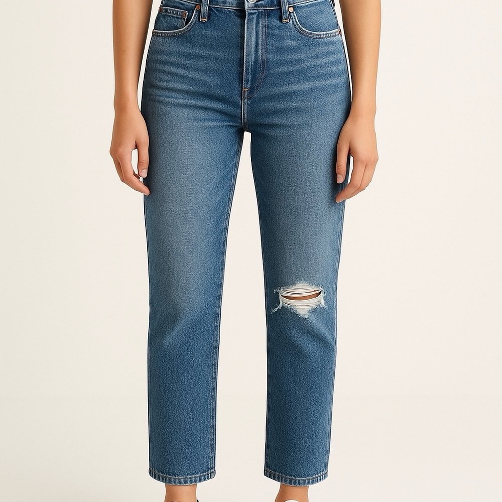 Madewell Classic Straight Jeans | Distressed Ripped Knee Size 26